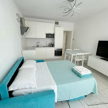 Apartmán Perla Con Terrazzo E 2 Posti Auto *