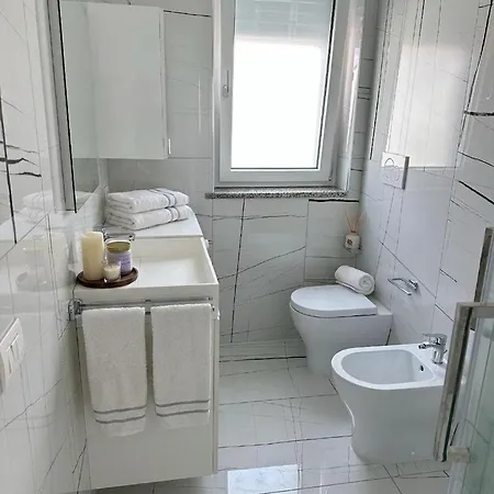 Perla Con Terrazzo E 2 Posti Auto Marina dʼAndora